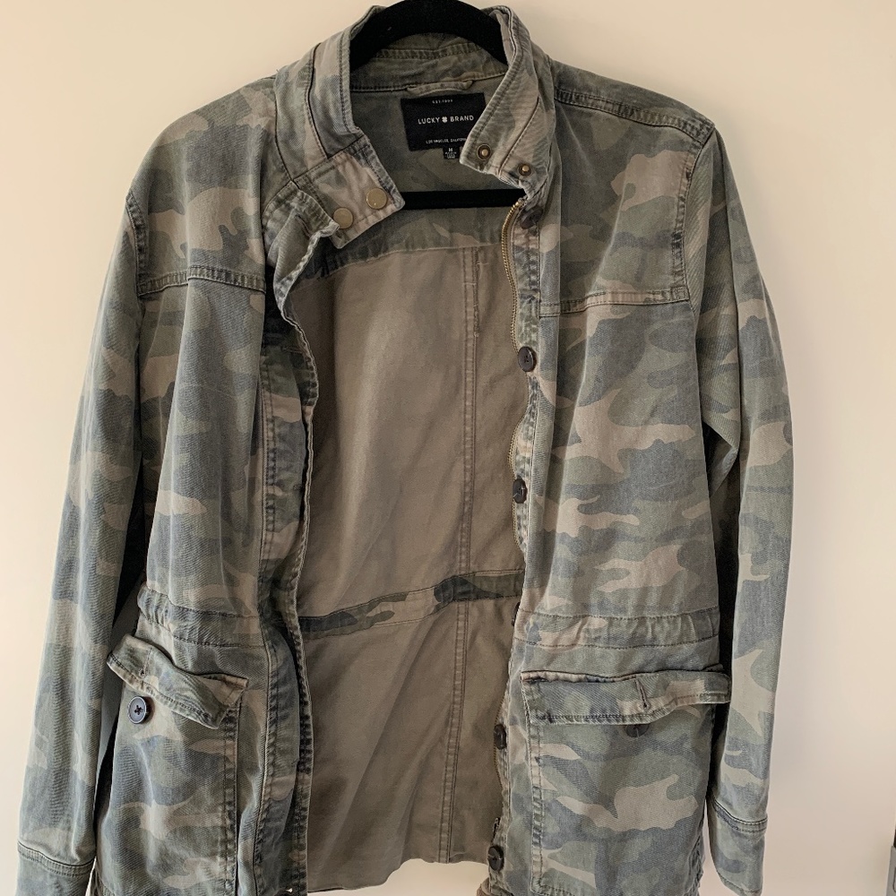 Lucky Camouflage Jacket